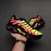 NK Air Max Tn Volt Solar