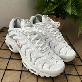 NK Air Max Tn Pink Rose