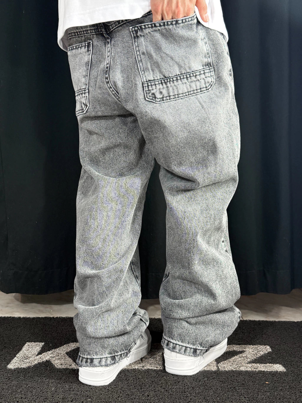 Calça Jeans Baggy Cinza Estonado