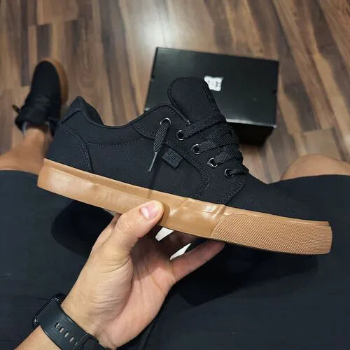 Dc Anvil TX Black/Black/Gum