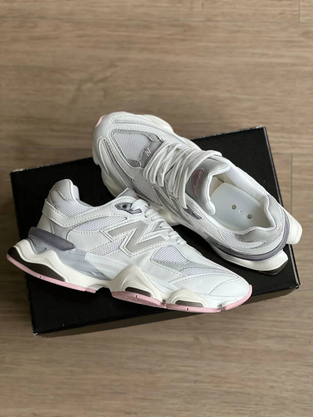 NB 9060 BCO/ ROSA